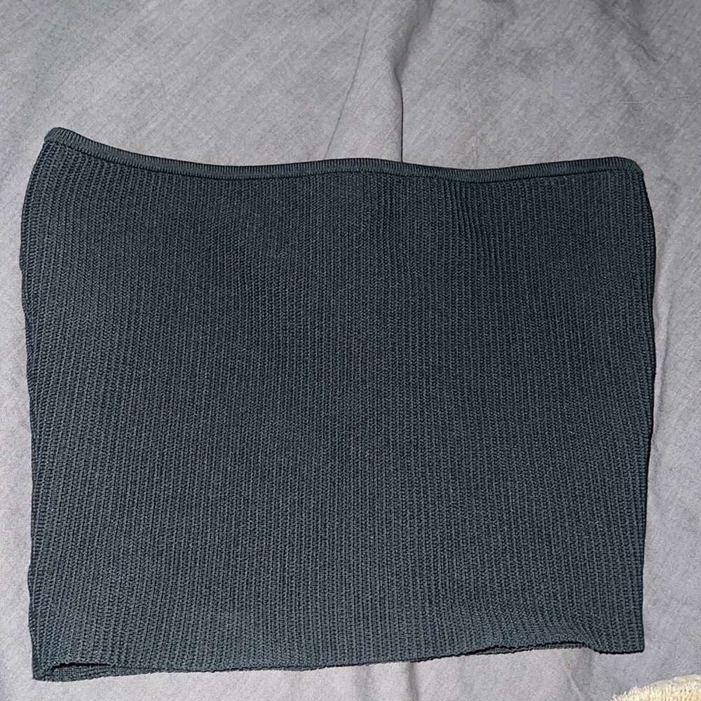 Grey Ribbed Crop Top